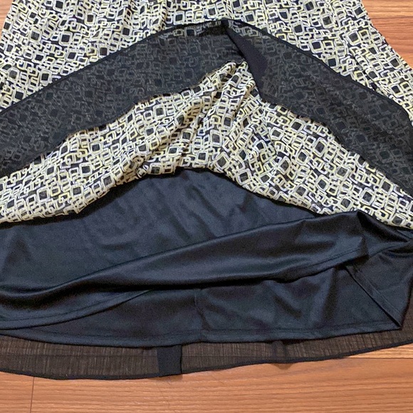 Vintage plus size women’s skirt elastic band waist, pleated mid length size16W - Picture 9 of 11